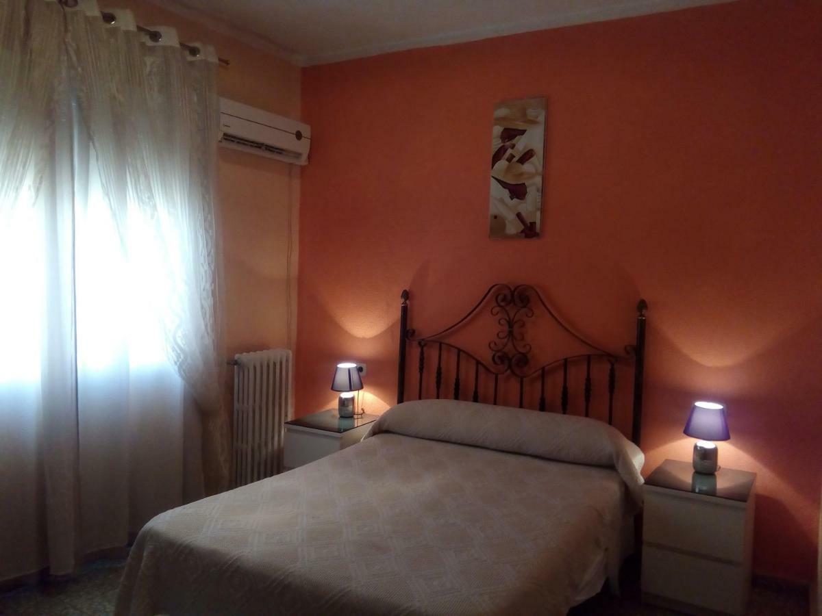 Hostal Avila Оканья Экстерьер фото